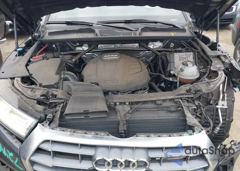 2018 Audi Q5 2.0T Premium/2.0T Tech Premium z USA, uszkodzony, nr VIN WA1BNAFY2J2144792